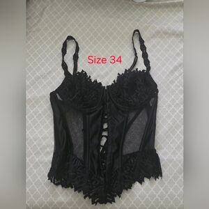 Elegant Red and Black Lace Lingerie Set